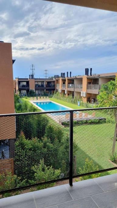 Departamento Canada Village Pilar (Buenos Aires)